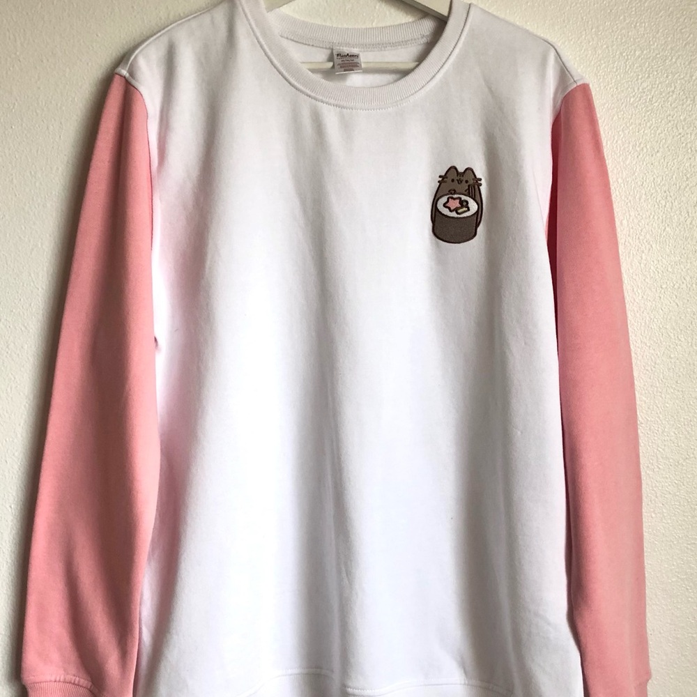 NWT Pusheen Sushi Pink / White Colorblock Crewneck Sweatshirt Size Medium - Picture 2 of 9